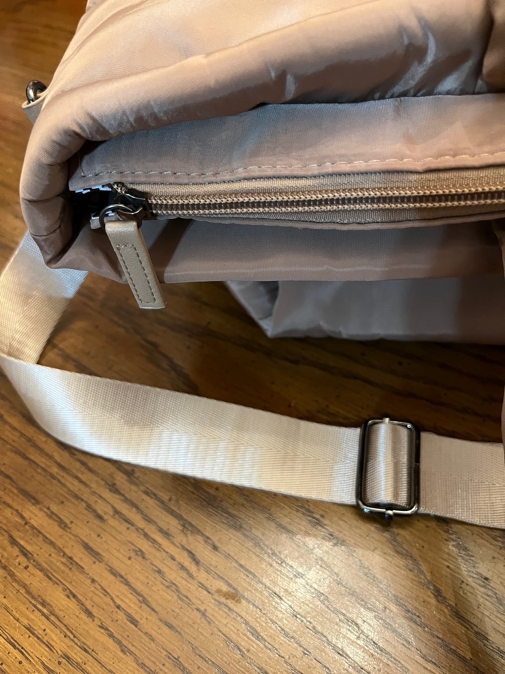 Alexis Bendel Blush Tan Quilted Tote with Adjustable Strap, NWOT - Picture 15 of 16